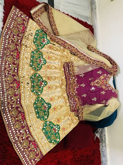 Mehndi lehnga