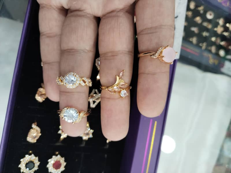 ladies ring 12