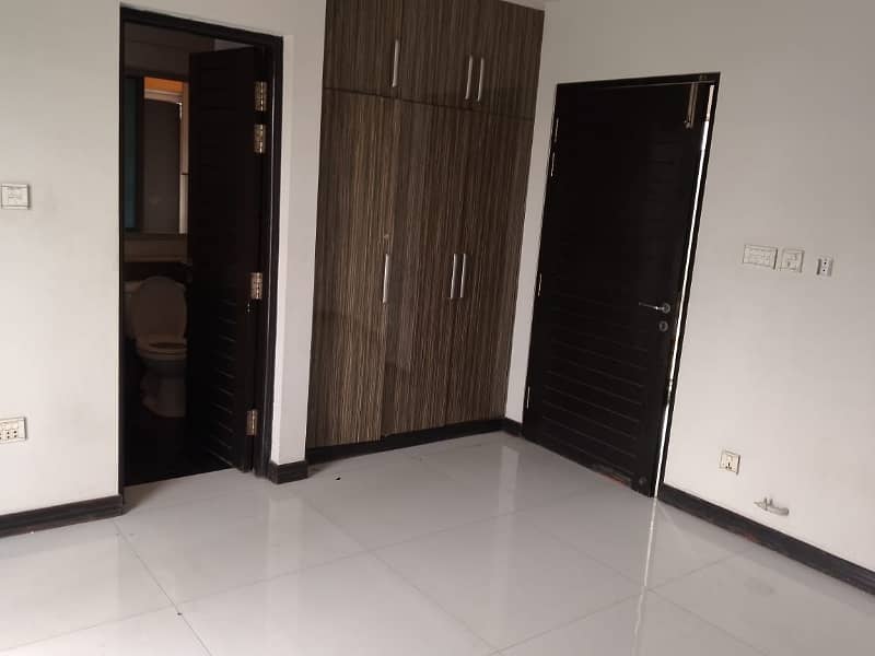 Upper Portion 10 Marla 1