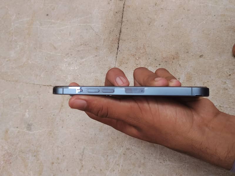 Apple iPhone 13 Pro 5