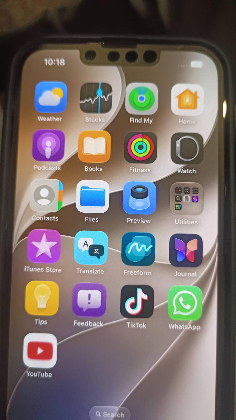 Apple iPhone 13 1