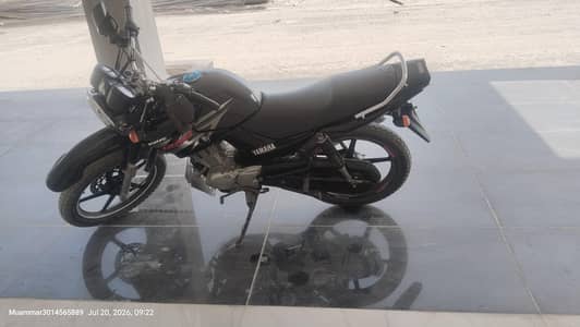 Yamaha YBR G