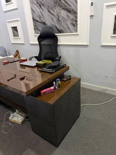 Executive Table for sale
