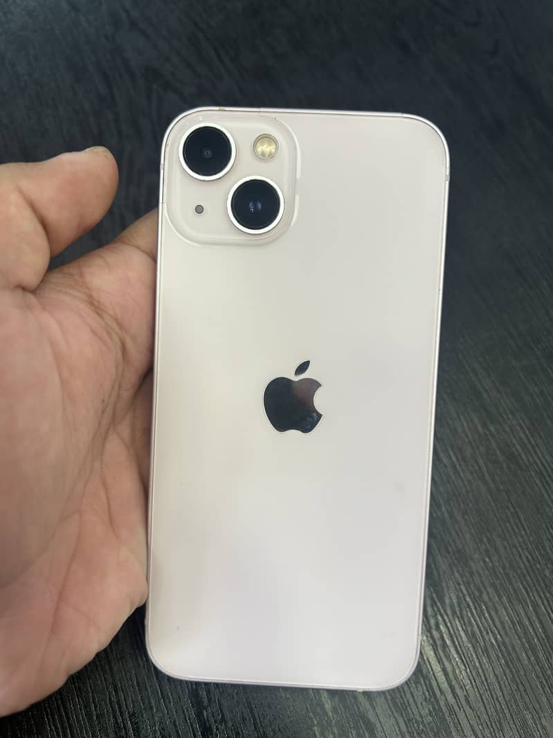 Apple iPhone 13 0
