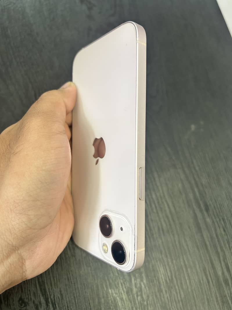 Apple iPhone 13 3