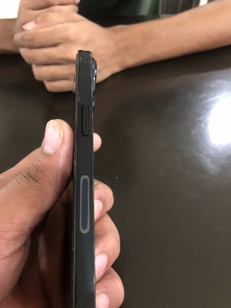 Apple iPhone 14 1
