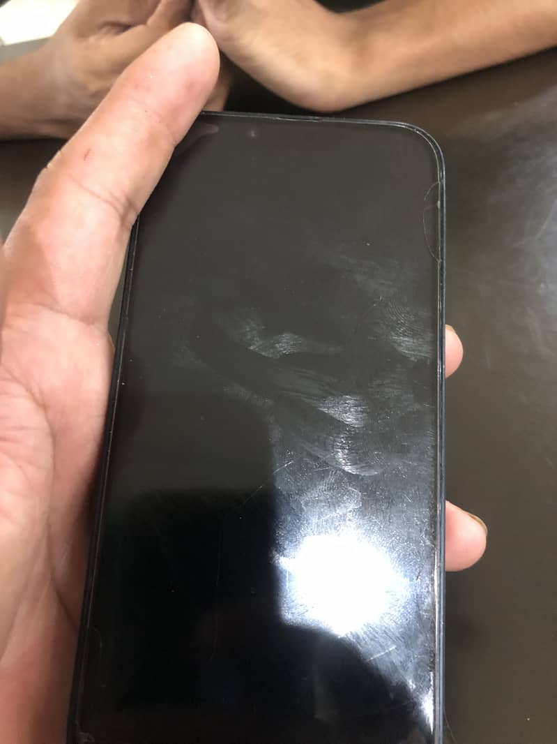 Apple iPhone 14 2