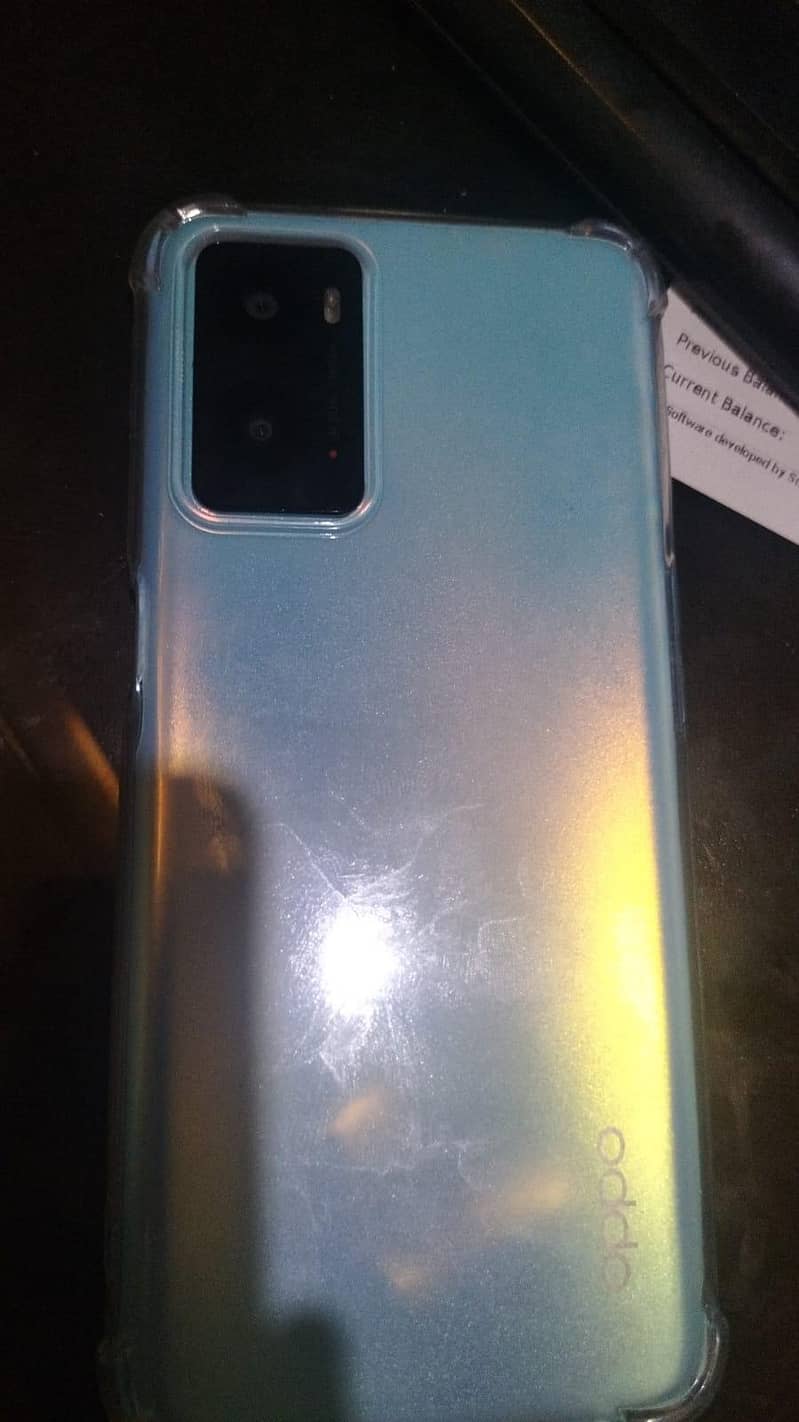OPPO A76 1