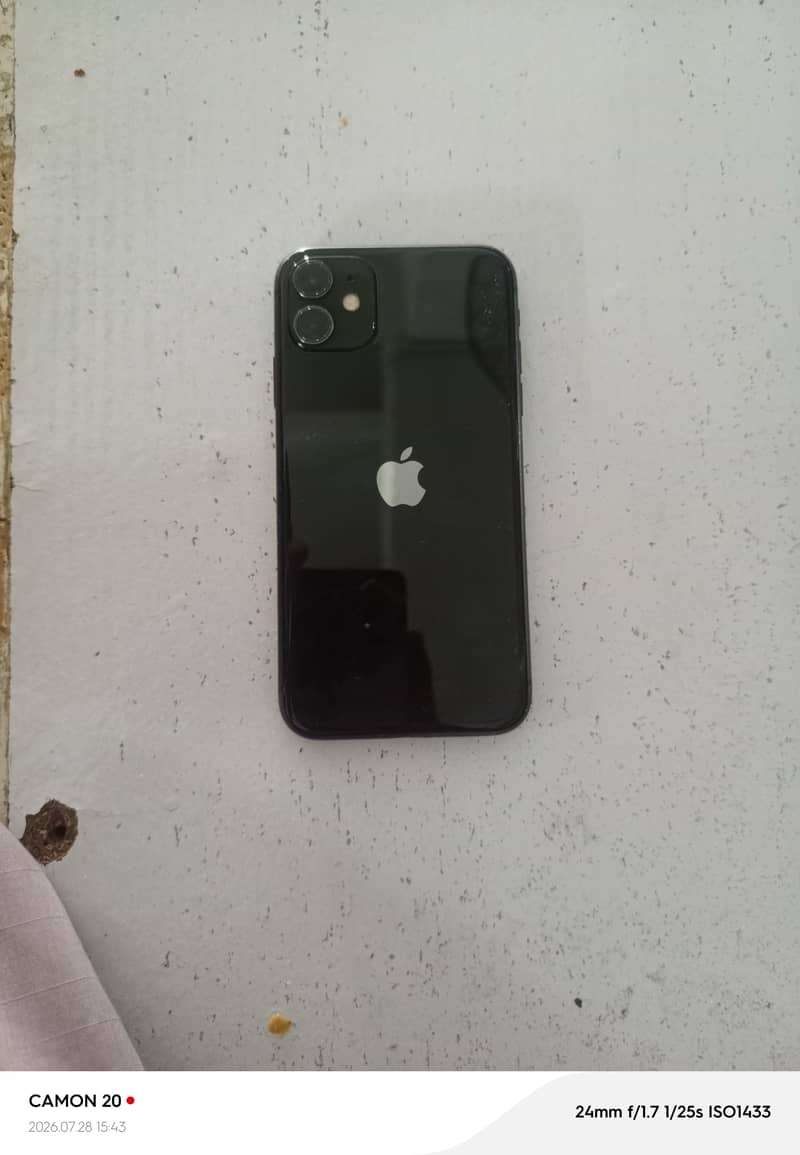 Apple iPhone 11 0