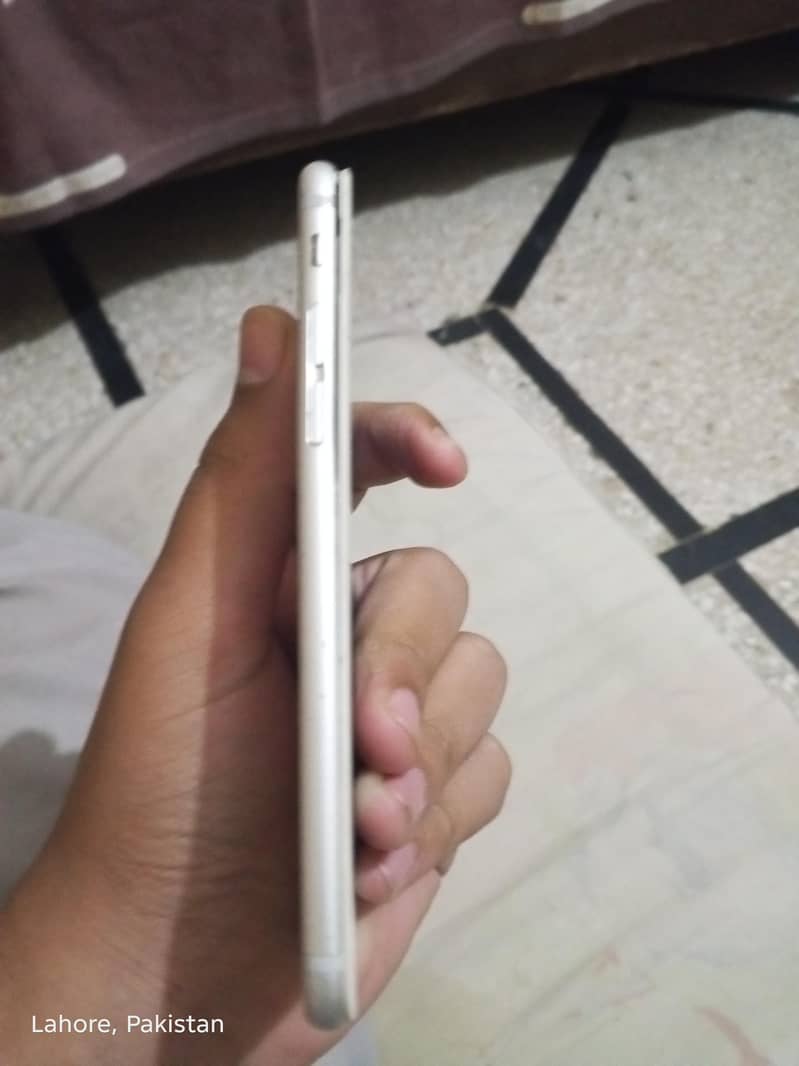Apple iPhone 6 3