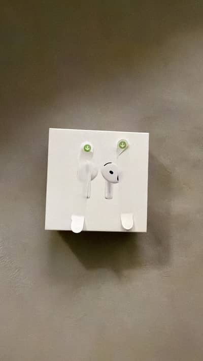 Apple AirPods 4