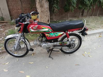 Honda 70 2022 model urgent sale 03247678712