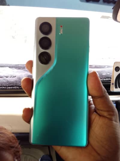 tacno comon 40 pro