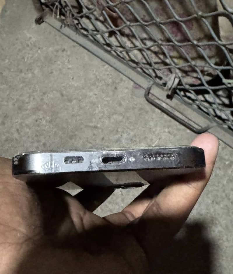 iPhone 4