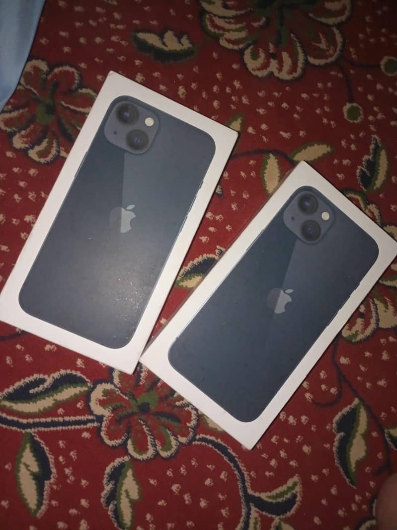 Apple iPhone 13 1