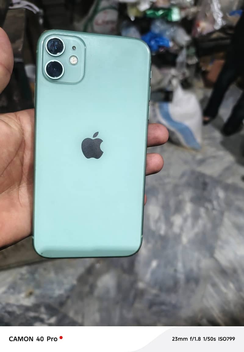 Apple iPhone 11 2