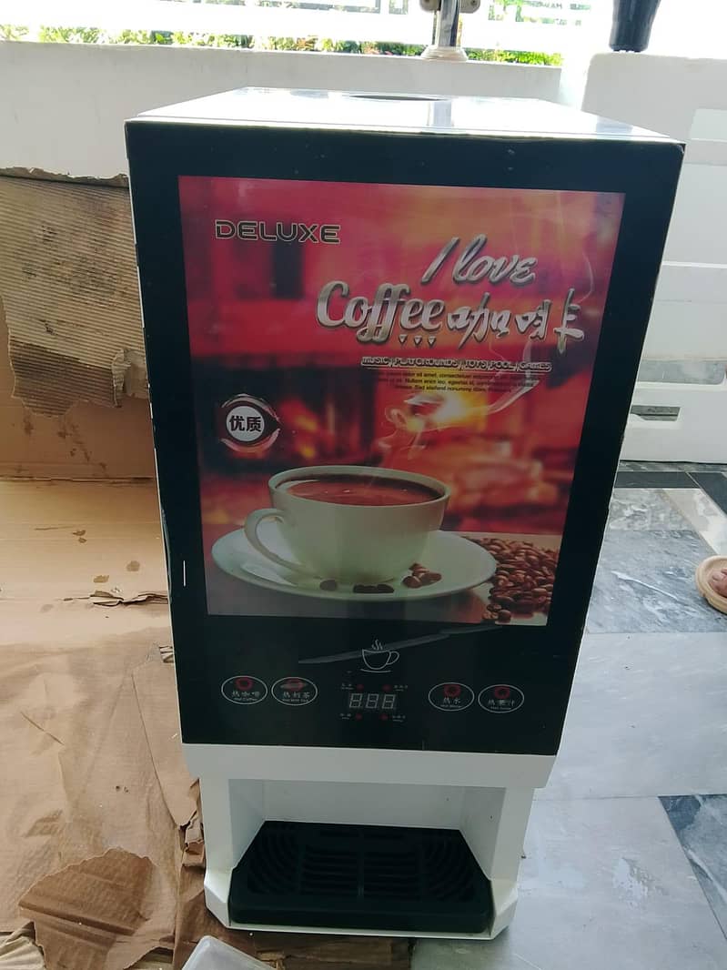 Deluxe Coffee maker Machine 1