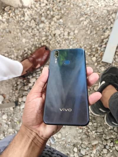 Vivo Y11