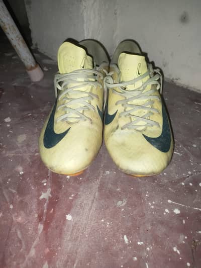 nike mercurial vapor 16 uk. 6