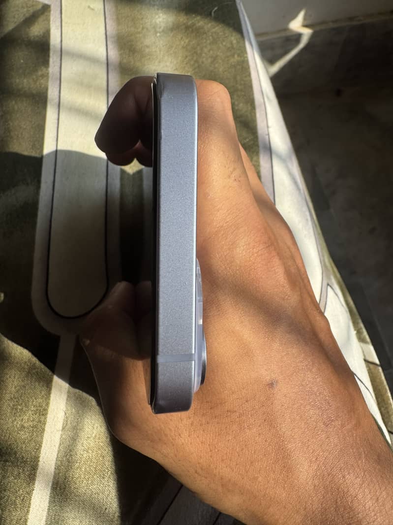 Apple iPhone 14 8