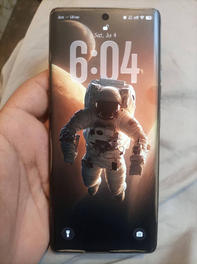 Tecno CAMON 40 Pro 3
