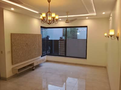 10 Marla Portion Available For Rent in lake city meadows ex state life society