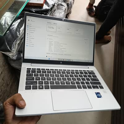 HP elitebook 630 G10 i7 13 generation 16/512 touch