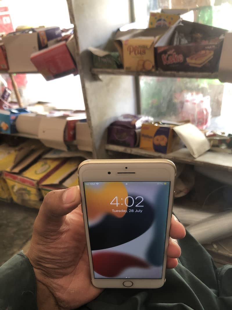 Apple iPhone 7 Plus 3
