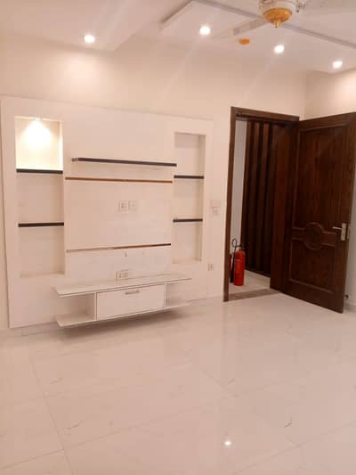 Get This Amazing 1125 Square Feet House Available In Lake City Meadows