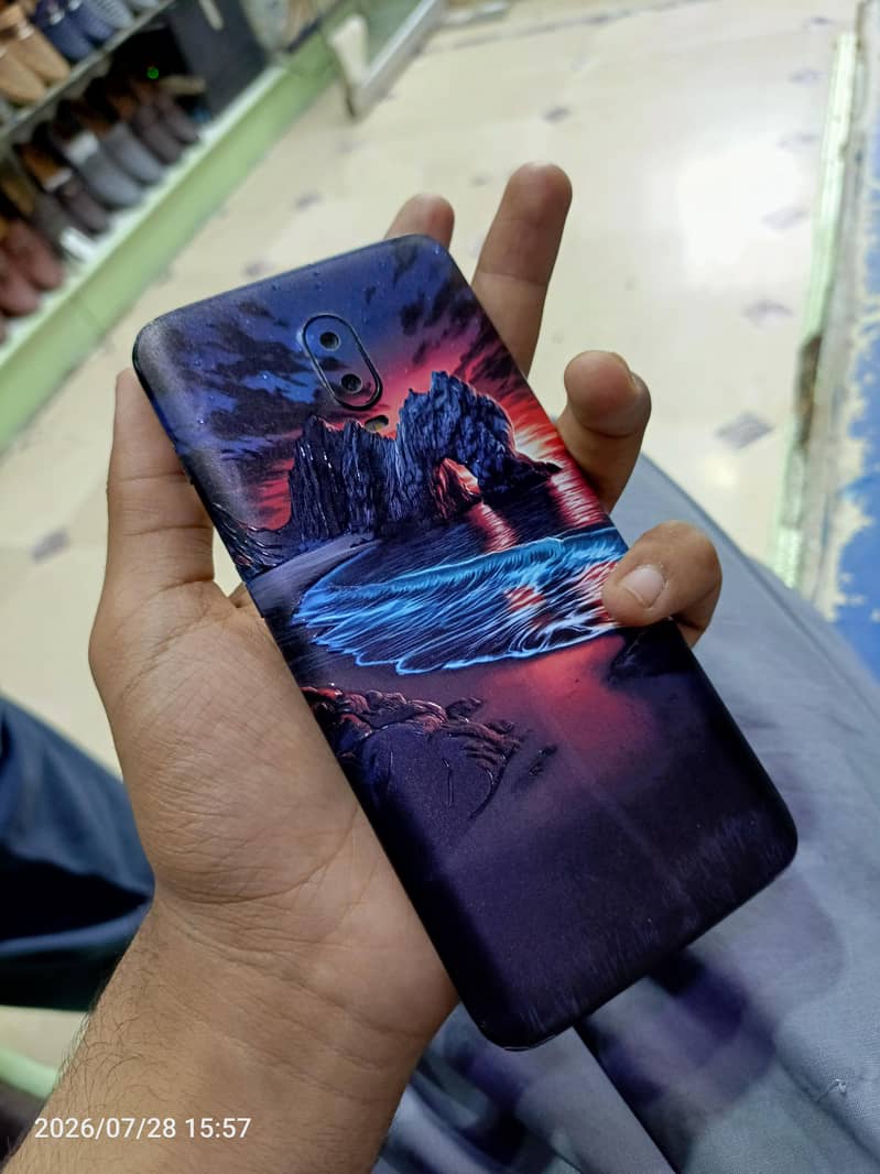 One Plus 6T 4
