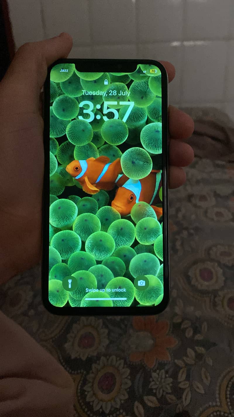 Apple iPhone X 5