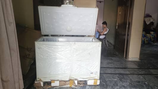 Haier new inverter freezer sirf 1 season chala ha