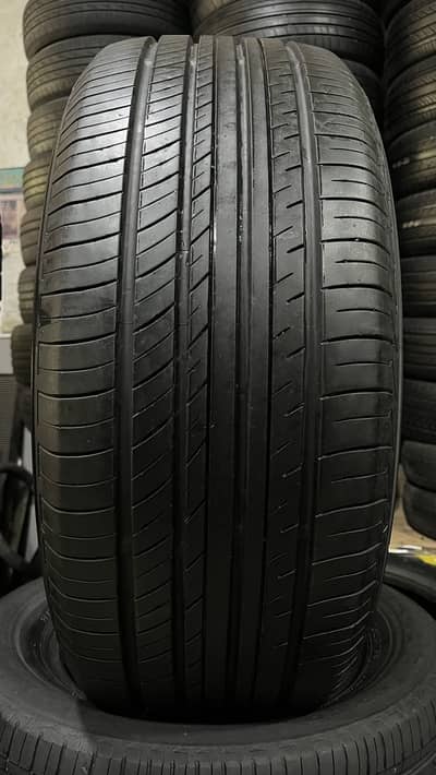 235-50-18 Yokohama advn db 2023 model 4 tyres