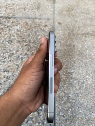 Apple iPhone 15 Pro