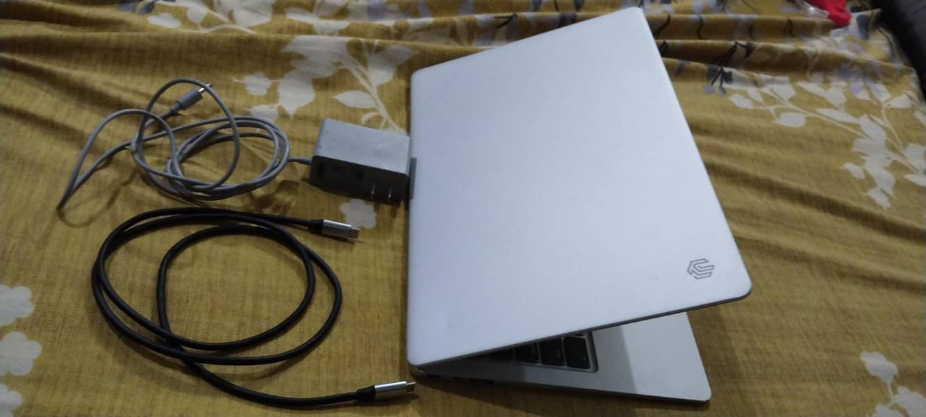 Thinkway Portable Second Display 1