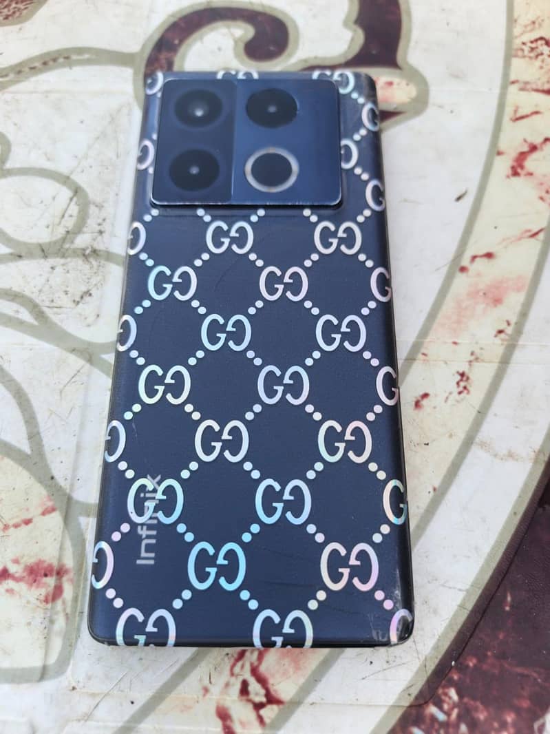 Infinix Note 40 Pro 6
