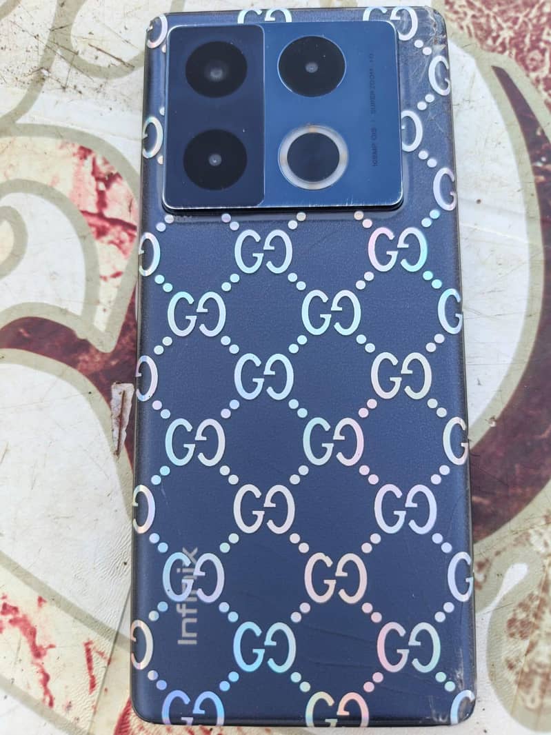 Infinix Note 40 Pro 7