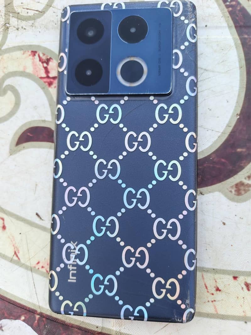 Infinix Note 40 Pro 8