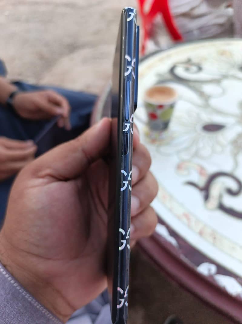 Infinix Note 40 Pro 11