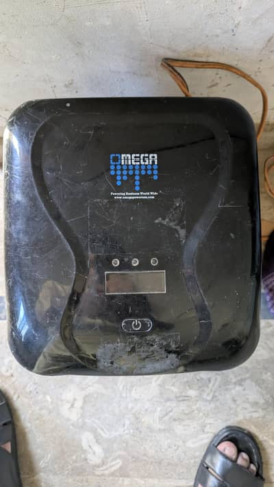 Omega 600w ups working condition main
