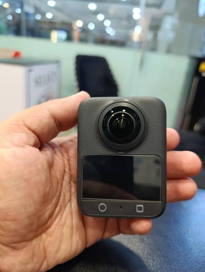 DJI Osmo 360 adventure combo