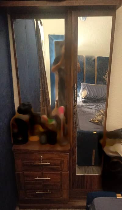Dressing Table For Sale