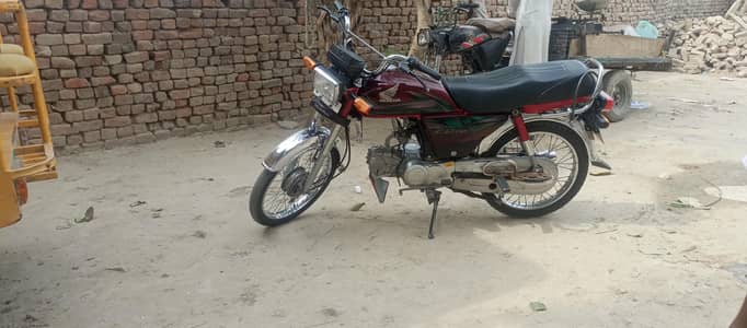 fresh Honda CD70 2022 model