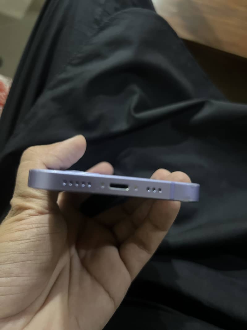 Apple iPhone 12 2