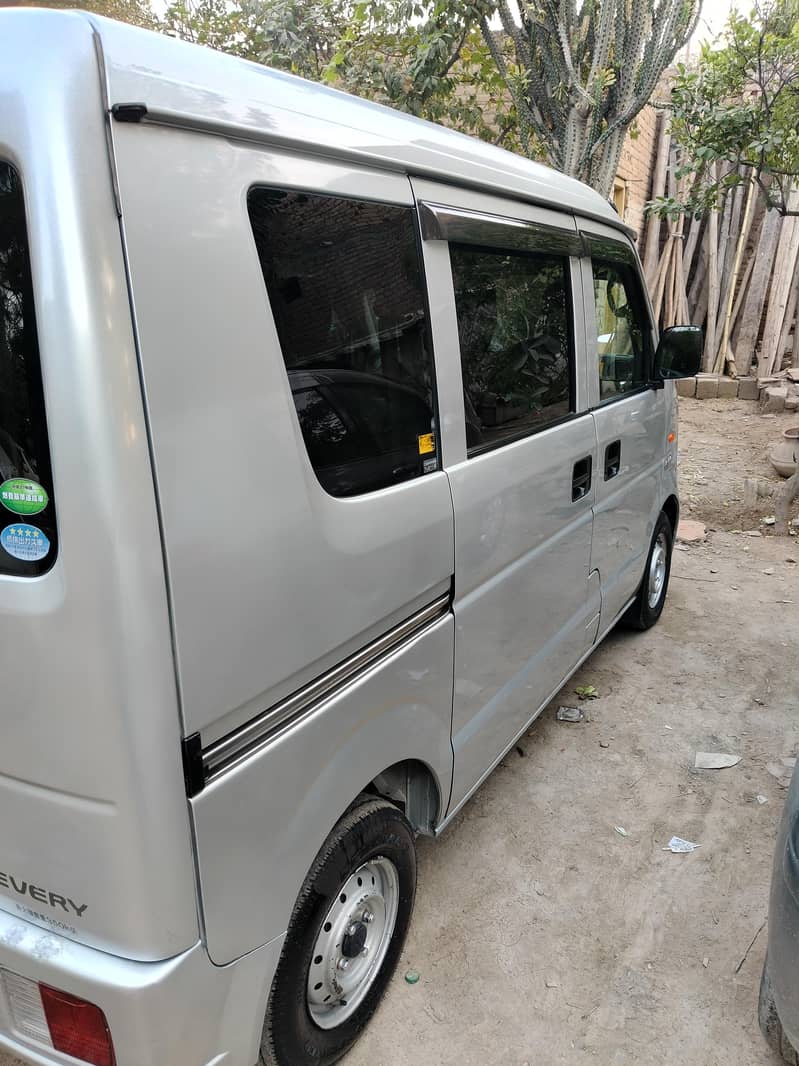 Suzuki Every 2