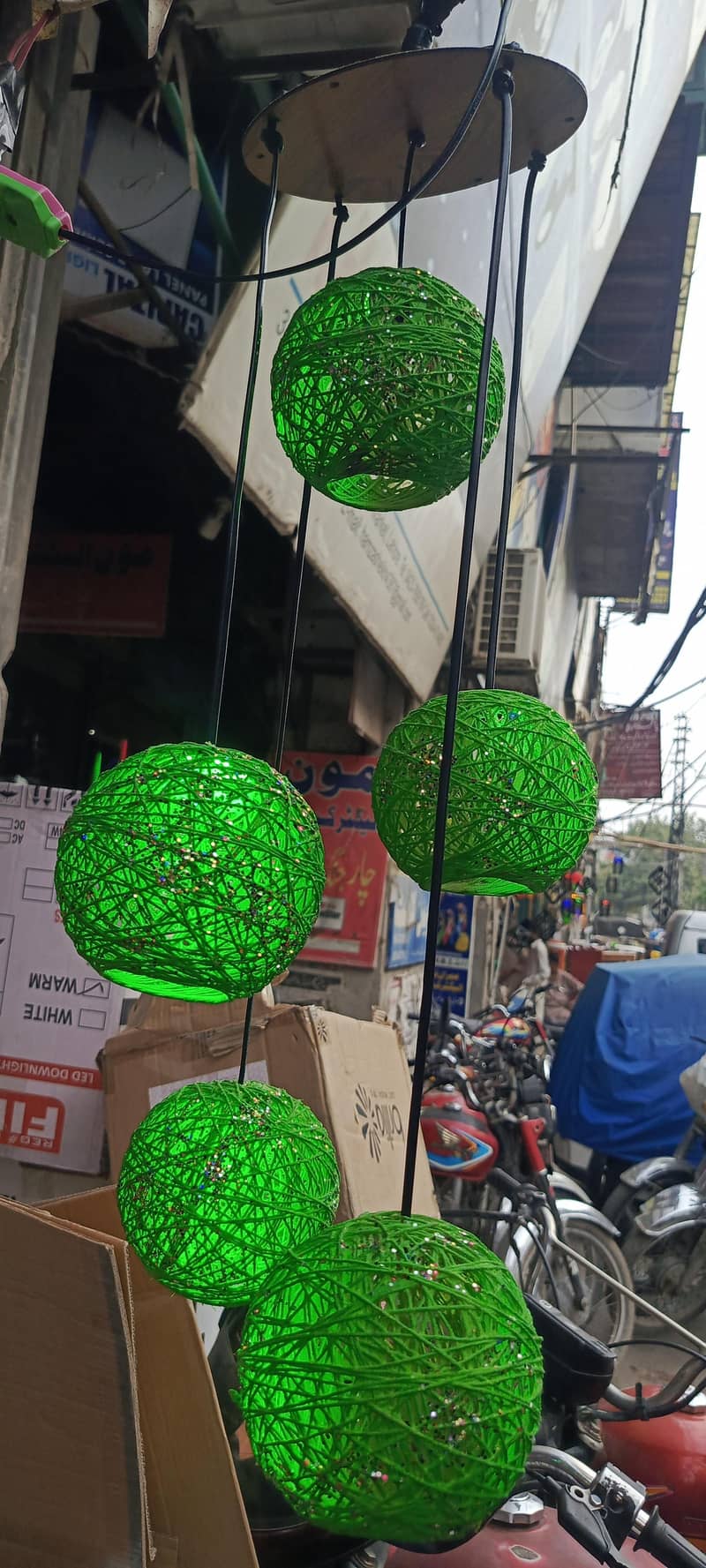 Hanging pendent lights 1