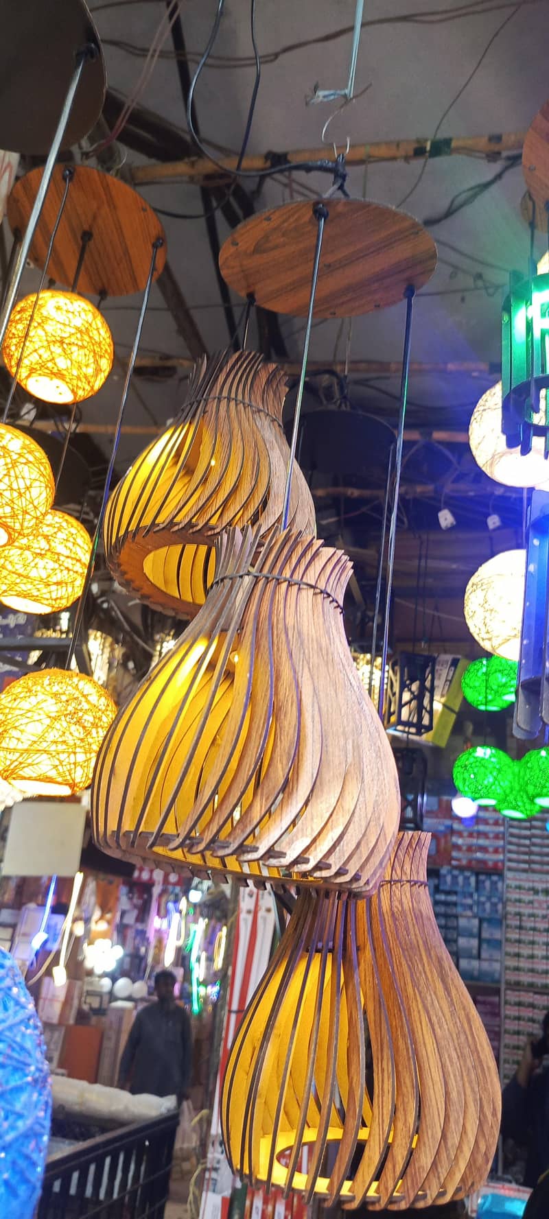 Hanging pendent lights 3