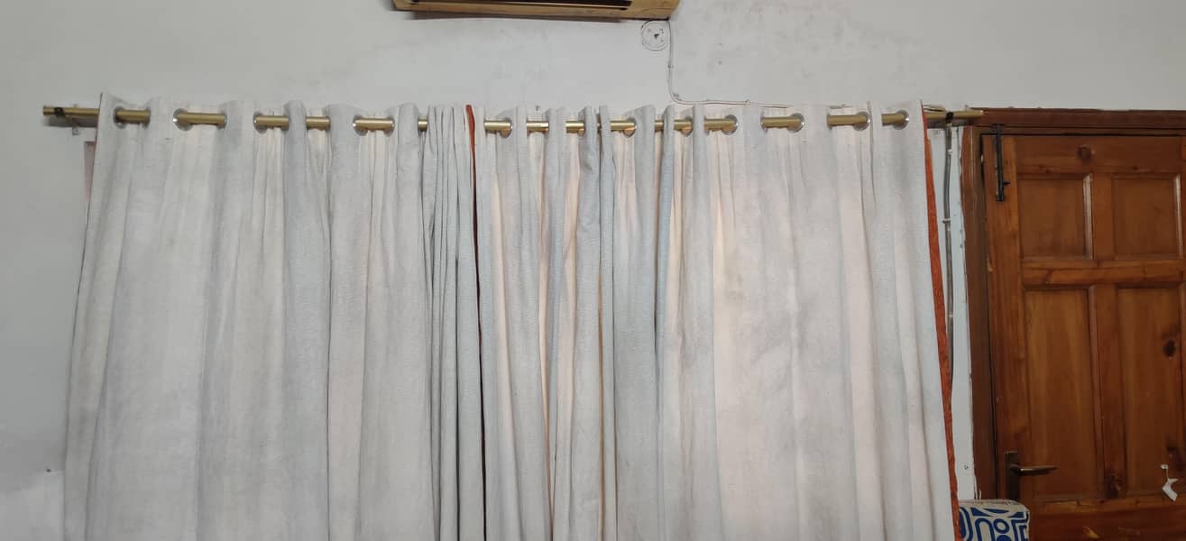 curtains 0