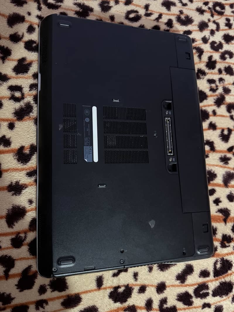 Dell Latitude E6440 4