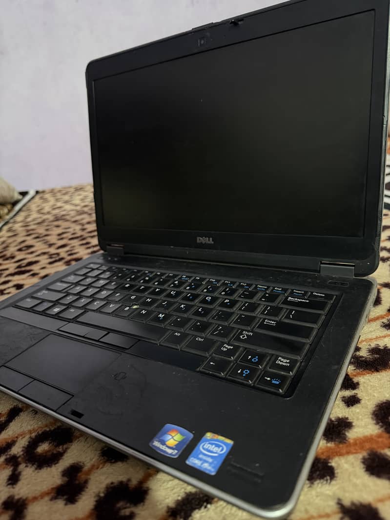 Dell Latitude E6440 8